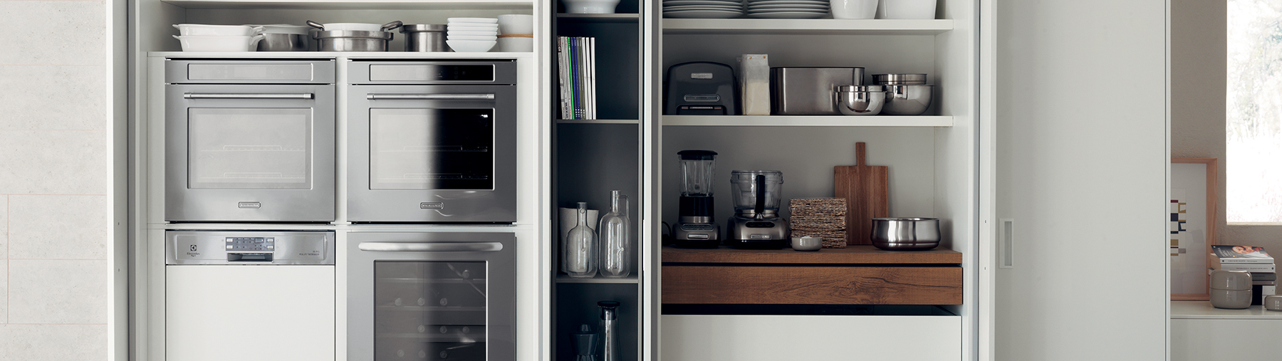 Armadio contenitore per cucina