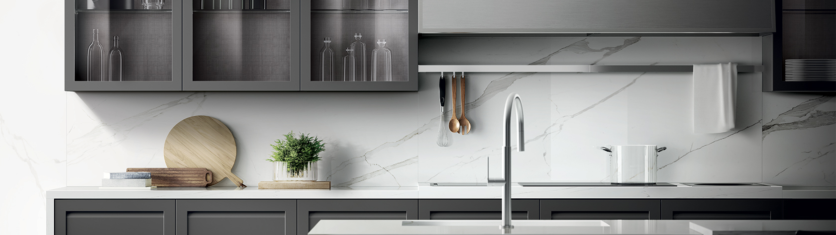 Accessori tra basi e pensili cucine